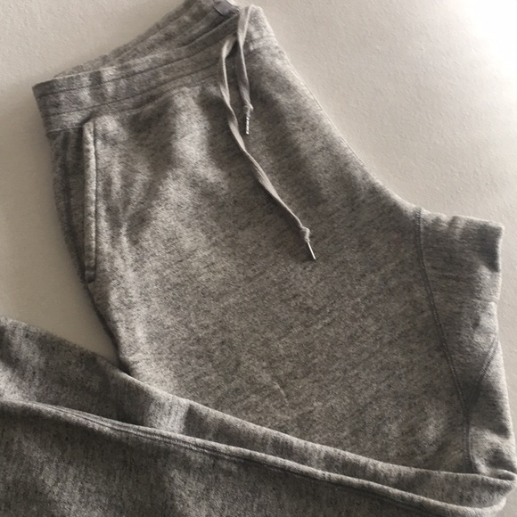 Uniqlo Sweatpants / Excelente Conditions - Picture 4 of 5